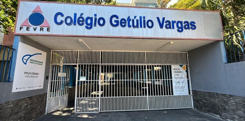 Vestibular Cederj 2027/1 oferece 219 vagas para seis cursos semipresenciais em VR